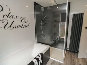 15 High Street - Badrum