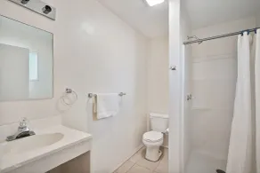 OYO Alpine TX near Big Bend National Park - Salle de bain