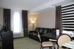 Super 8 by Wyndham Canmore - Chambre
