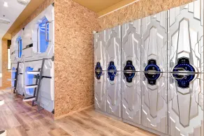 Space Q Capsule Hotel - Quarto