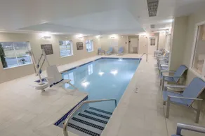 Hampton Inn by Hilton Amesbury - Piscina