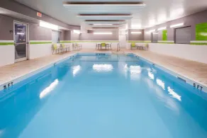 La Quinta Inn and Suites by Wyndham Elkhart - Piscine