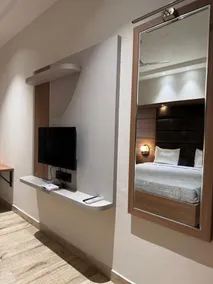 Ranveer Hotel and Restaurant - Room