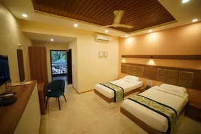 Aananda Wellness and Resorts - Room