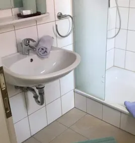 Pension Zur Krone - Bathroom