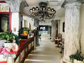 Hotel In - Resepsjon