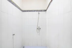 OYO 2836 Sekar Sari Residence - Badrum