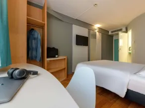 ibis Köln Frechen - Room