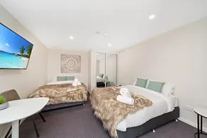 Carlton Suites - Chambre