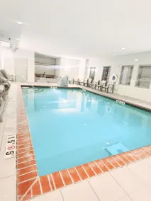 Holiday Inn Express Hotel & Suites St. Paul - Woodbury by IHG - Pool