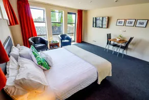 Coleraine Suites & Apartments - Chambre