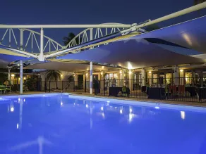 Ibis Styles Karratha - Piscina