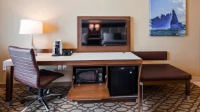 Best Western Plus St. John's Airport Hotel and Suites - Chambre