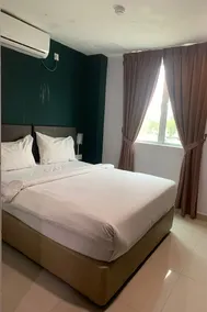 Room V Jalan Megat by SECOM - Room