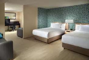 One Saltillo Aeropuerto - Room