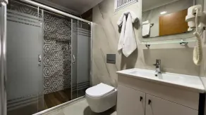 ROYAL 52 - Bathroom