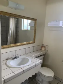 Holiday Motel - Salle de bain