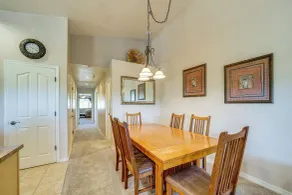 2 Mi to Lake: Apt w/ Balcony in Payson! - Interior