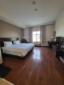Days Inn & Suites by Wyndham Fort Saskatchewan - Chambre