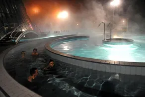 Z8 Prémium Apartman - Pool