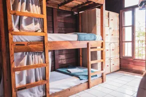 Nômades Beach House - Adventure Hostels - Habitación