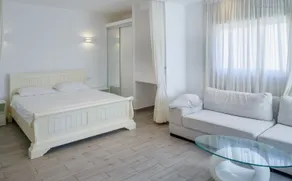 Royal Lea Apartmens - Rom
