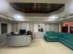 Le Ideal Suites - Reception