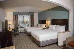 Wyndham Garden Erie - Zimmer