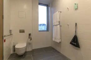 Hilton Garden Inn Zagreb - Radnicka - Bathroom