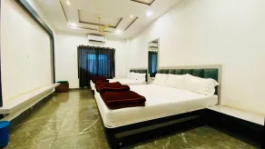 Hotel JK Palace - Room
