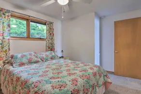 'honeysuckle on Hayden' Lakefront Home w/ Dock! - Innenbereich