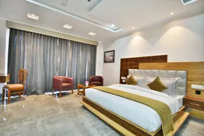 DHAULADHAR HILLS RESORTS - Camera