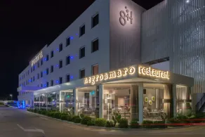 8Piuhotel - Restaurant