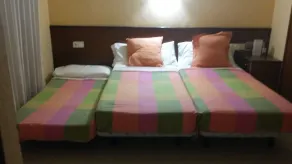 Hostal Les Collades - Chambre