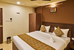 HOTEL AKMG TOWERS - Chambre