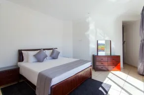 Olivar Palace-Luxury Villa - Room