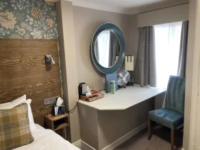 The Abbey Inn - Habitación