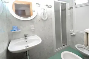 Hotel Chery - Badrum