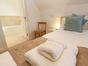 Meridian - Habitación