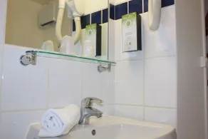 Hôtel Kyriad Reims Est - Parc des Expositions - Salle de bain