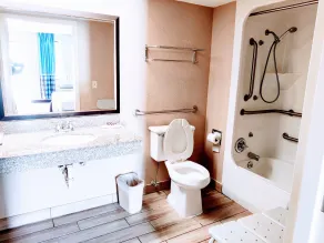Super 8 by Wyndham Dothan - Salle de bain