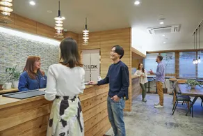 GRAND HOSTEL LDK Osaka Shinsaibashi - Réception