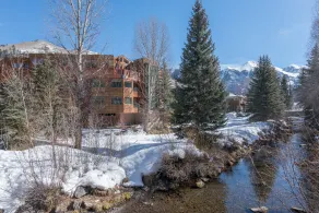 Ice House Suites and Condominiums - Vue de la chambre