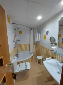 Hotel Tio Pepe - Bad