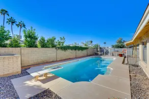 Pool, Patio & Fireplace: Glendale Oasis! - Interior