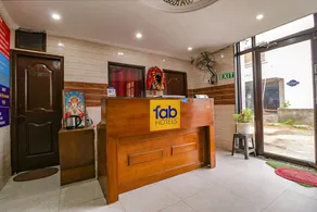 Fabexpress Royal Stays - Reception