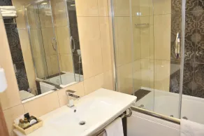 Esila Hotel - Bathroom