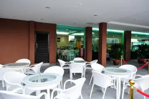 Hallmark View Hotel - Restaurant