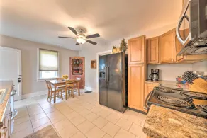 'lucky Dawg' Pet-friendly Abode Near St Louis! - Eigene Küche