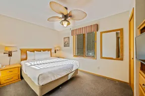 Evergreen Hill Condominiums - Rum